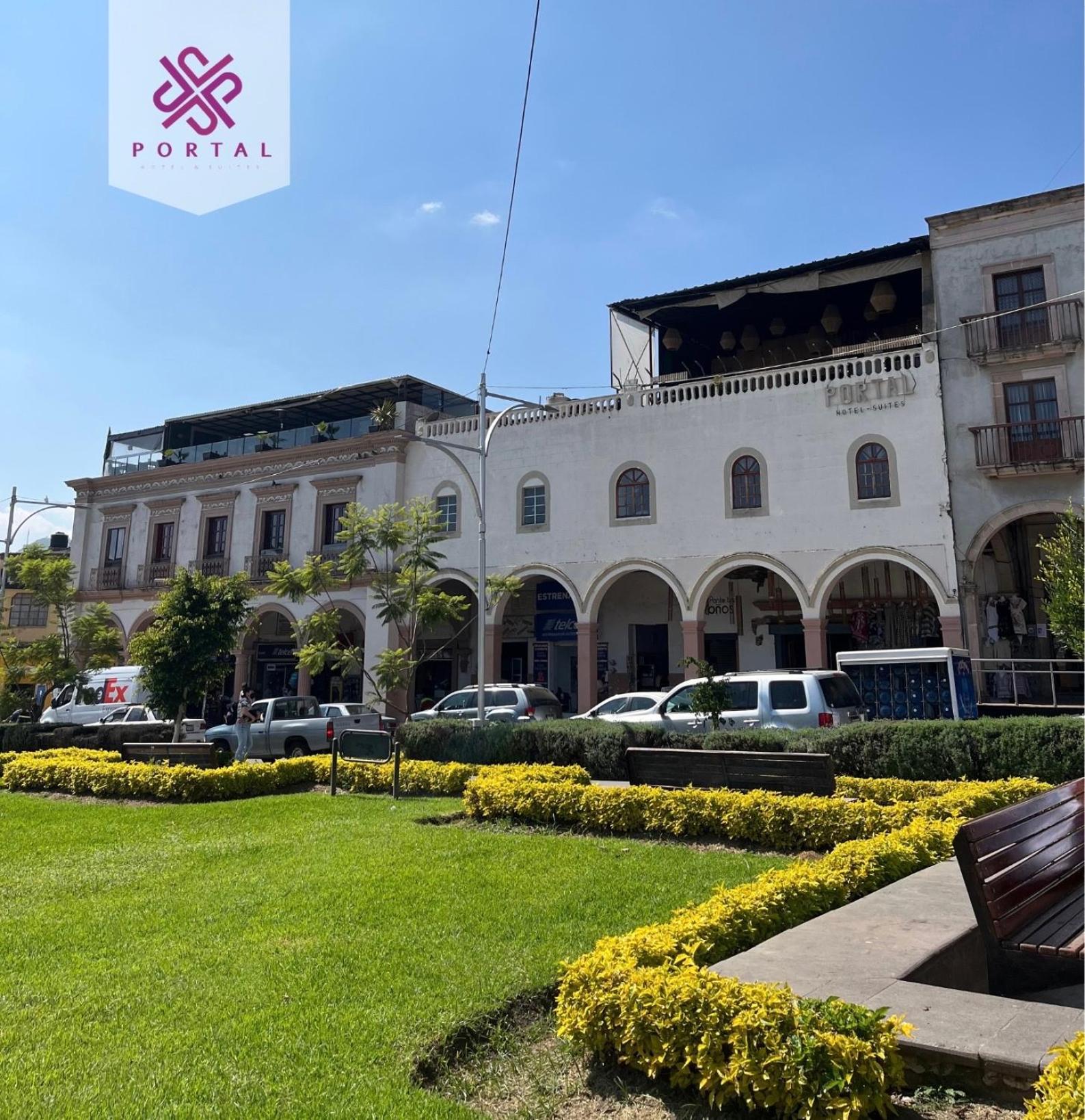 Hotel Portal & Suites Ciudad Hidalgo エクステリア 写真