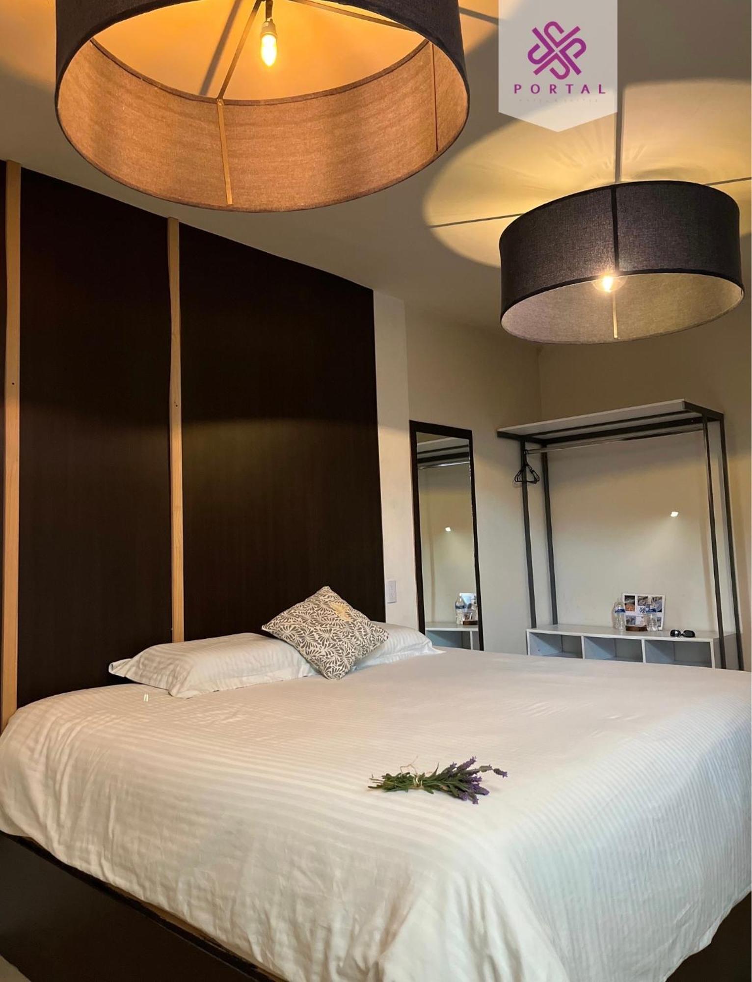 Hotel Portal & Suites Ciudad Hidalgo エクステリア 写真
