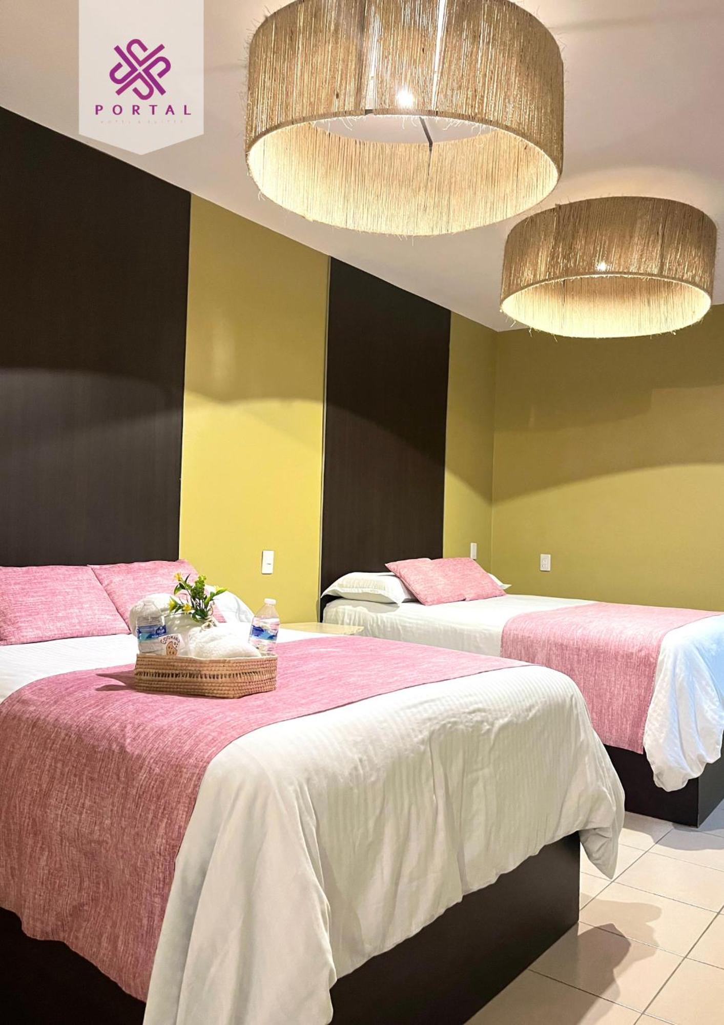 Hotel Portal & Suites Ciudad Hidalgo エクステリア 写真